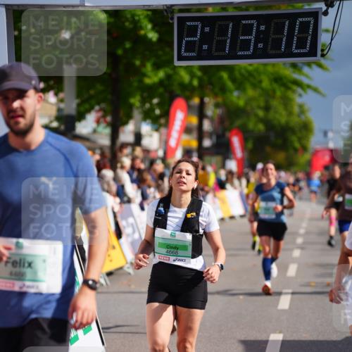 20.09.2026 - PSD Bank Halbmarathon LAZAROV Photography http://msf.ph/oto/10532891 20.09.2026 12:13:10 Ziel 1030, 1045, 1125, 1341, 1702, 3970, 3971, 4466, 4668 meine-sportfotos.de