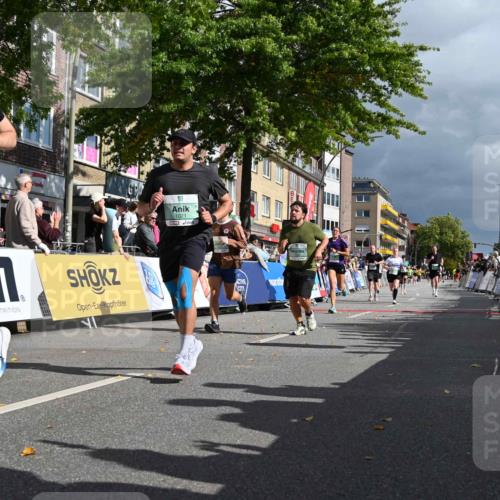 20.09.2026 - PSD Bank Halbmarathon J. Mangold http://msf.ph/oto/10532965 20.09.2026 12:20:07 Ziel 1021, 1261, 1628, 1755, 1892, 2737, 2933, 3085, 3097, 4085, 4228, 4237, 4270, 4632, 4689 meine-sportfotos.de