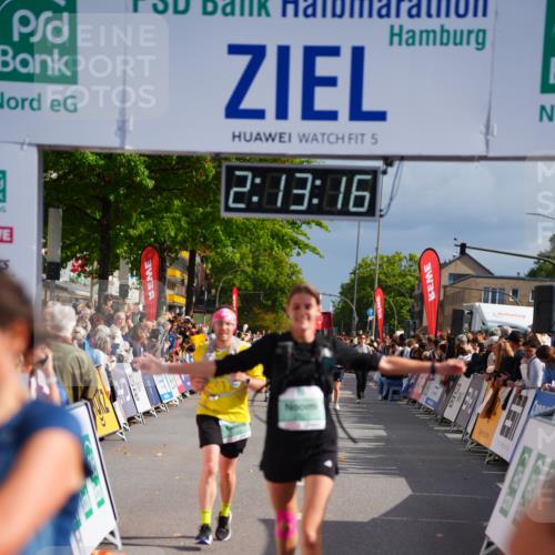 20.09.2026 - PSD Bank Halbmarathon LAZAROV Photography http://msf.ph/oto/10532984 20.09.2026 12:13:15 Ziel 1030, 1125, 1322, 1341, 2521, 3970, 3971, 4466, 4668 meine-sportfotos.de