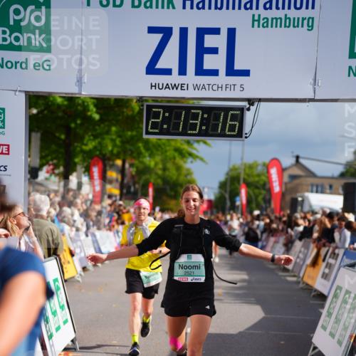 20.09.2026 - PSD Bank Halbmarathon LAZAROV Photography http://msf.ph/oto/10532988 20.09.2026 12:13:15 Ziel 1030, 1125, 1322, 1341, 2521, 3970, 3971, 4466, 4668 meine-sportfotos.de