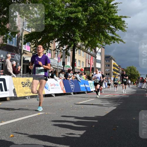 20.09.2026 - PSD Bank Halbmarathon J. Mangold http://msf.ph/oto/10533000 20.09.2026 12:20:10 Ziel 1021, 1261, 1628, 1755, 2351, 2933, 3085, 3097, 4228, 4237, 4270, 4632, 4689 meine-sportfotos.de