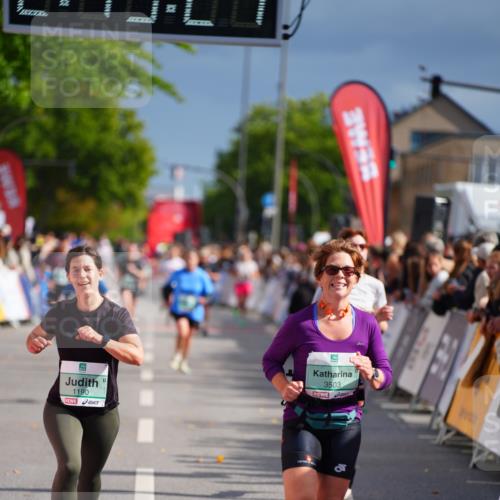 20.09.2026 - PSD Bank Halbmarathon LAZAROV Photography http://msf.ph/oto/10533075 20.09.2026 12:13:23 Ziel 1190, 1213, 1322, 2521, 3503 meine-sportfotos.de