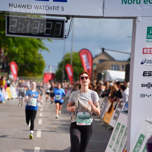 20.09.2026 - PSD Bank Halbmarathon LAZAROV Photography http://msf.ph/oto/10533140 20.09.2026 12:13:26 Ziel 1190, 1213, 3503, 4797 meine-sportfotos.de