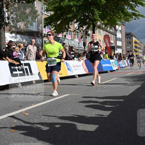 20.09.2026 - PSD Bank Halbmarathon J. Mangold http://msf.ph/oto/10533173 20.09.2026 12:20:28 Ziel 1127, 1294, 2305, 2389, 2741, 3217, 3620, 4125, 4292 meine-sportfotos.de