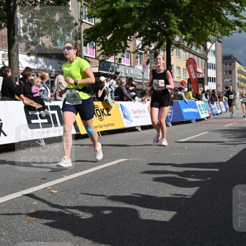 20.09.2026 - PSD Bank Halbmarathon J. Mangold http://msf.ph/oto/10533177 20.09.2026 12:20:29 Ziel 1127, 1294, 2305, 2389, 3217, 3620, 4125, 4292 meine-sportfotos.de