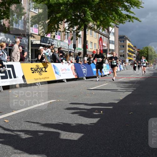 20.09.2026 - PSD Bank Halbmarathon J. Mangold http://msf.ph/oto/10533195 20.09.2026 12:20:31 Ziel 1127, 2305, 2389, 3102, 3620, 3740, 4125, 4292 meine-sportfotos.de