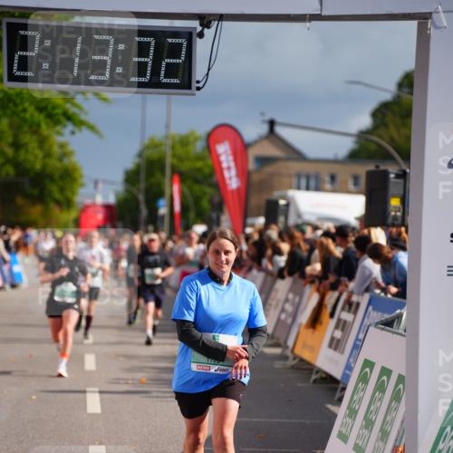 20.09.2026 - PSD Bank Halbmarathon LAZAROV Photography http://msf.ph/oto/10533216 20.09.2026 12:13:32 Ziel 1077, 1190, 1213, 1722, 3503, 4797 meine-sportfotos.de