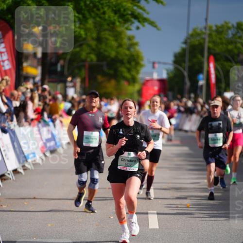 20.09.2026 - PSD Bank Halbmarathon LAZAROV Photography http://msf.ph/oto/10533222 20.09.2026 12:13:34 Ziel 1077, 1213, 1226, 1722, 1964, 4797 meine-sportfotos.de
