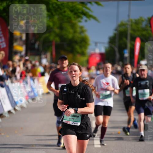 20.09.2026 - PSD Bank Halbmarathon LAZAROV Photography http://msf.ph/oto/10533246 20.09.2026 12:13:35 Ziel 1077, 1226, 1722, 1964, 3398, 4590, 4797 meine-sportfotos.de