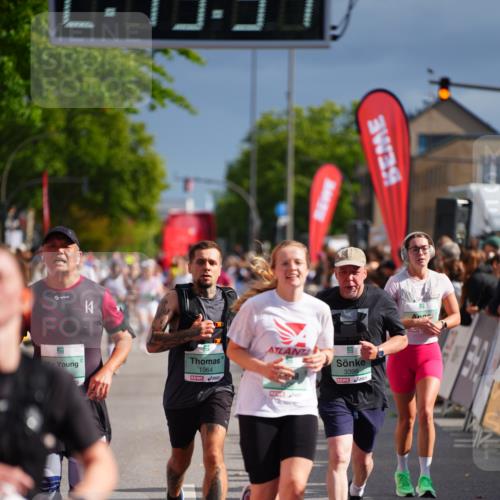 20.09.2026 - PSD Bank Halbmarathon LAZAROV Photography http://msf.ph/oto/10533263 20.09.2026 12:13:36 Ziel 1077, 1226, 1722, 1964, 3398, 3739, 4590, 4797 meine-sportfotos.de