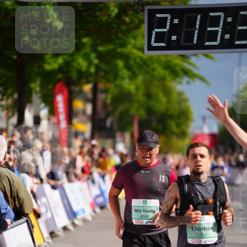 20.09.2026 - PSD Bank Halbmarathon LAZAROV Photography http://msf.ph/oto/10533288 20.09.2026 12:13:38 Ziel 1077, 1226, 1722, 1964, 3398, 3739, 4590 meine-sportfotos.de