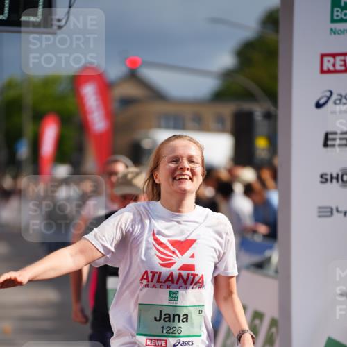 20.09.2026 - PSD Bank Halbmarathon LAZAROV Photography http://msf.ph/oto/10533297 20.09.2026 12:13:38 Ziel 1077, 1226, 1722, 1964, 3398, 3739, 4590 meine-sportfotos.de