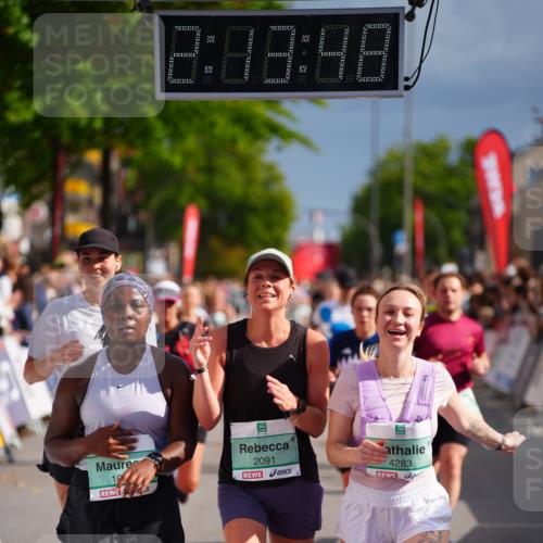 20.09.2026 - PSD Bank Halbmarathon LAZAROV Photography http://msf.ph/oto/10533417 20.09.2026 12:13:48 Ziel 1038, 1380, 1387, 1490, 2091, 2162, 2604, 3739, 3792, 4283, 4444 meine-sportfotos.de