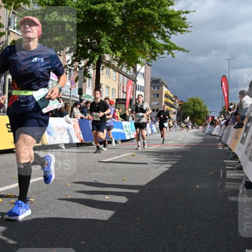 20.09.2026 - PSD Bank Halbmarathon J. Mangold http://msf.ph/oto/10533483 20.09.2026 12:21:01 Ziel 1004, 1143, 1281, 2906, 2907 meine-sportfotos.de