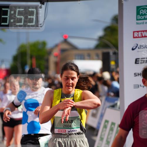 20.09.2026 - PSD Bank Halbmarathon LAZAROV Photography http://msf.ph/oto/10533495 20.09.2026 12:13:52 Ziel 1038, 1380, 1387, 1463, 1490, 2091, 2162, 2604, 2856, 3030, 3792, 4283, 4444 meine-sportfotos.de