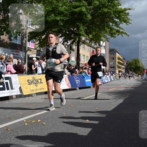 20.09.2026 - PSD Bank Halbmarathon J. Mangold http://msf.ph/oto/10533534 20.09.2026 12:21:04 Ziel 1004, 1143, 1281, 2906, 2907 meine-sportfotos.de