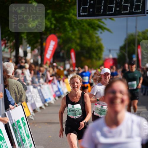 20.09.2026 - PSD Bank Halbmarathon LAZAROV Photography http://msf.ph/oto/10533580 20.09.2026 12:13:57 Ziel 1109, 1339, 1380, 1463, 1490, 1524, 2162, 2604, 2856, 3030, 3792, 4444 meine-sportfotos.de