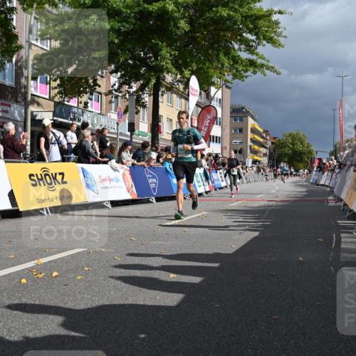20.09.2026 - PSD Bank Halbmarathon J. Mangold http://msf.ph/oto/10533584 20.09.2026 12:21:17 Ziel 1203, 1443, 1793, 3197, 3672 meine-sportfotos.de