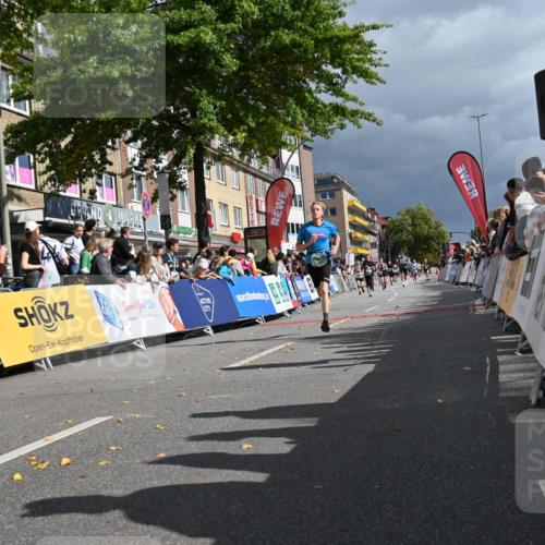 20.09.2026 - PSD Bank Halbmarathon J. Mangold http://msf.ph/oto/10533619 20.09.2026 12:21:27 Ziel 1097, 1203, 4205 meine-sportfotos.de
