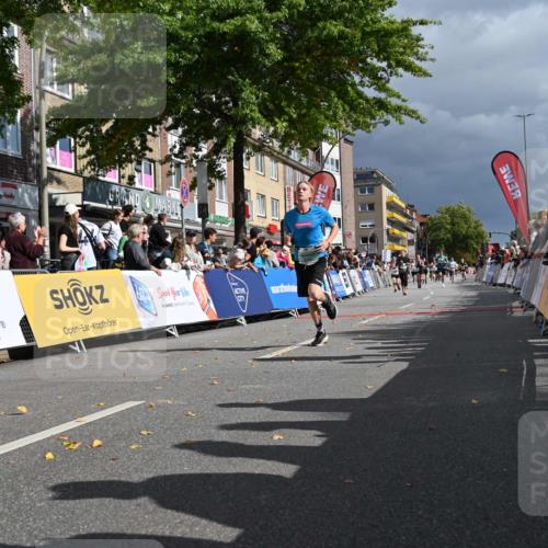 20.09.2026 - PSD Bank Halbmarathon J. Mangold http://msf.ph/oto/10533626 20.09.2026 12:21:27 Ziel 1097, 1203, 4205 meine-sportfotos.de