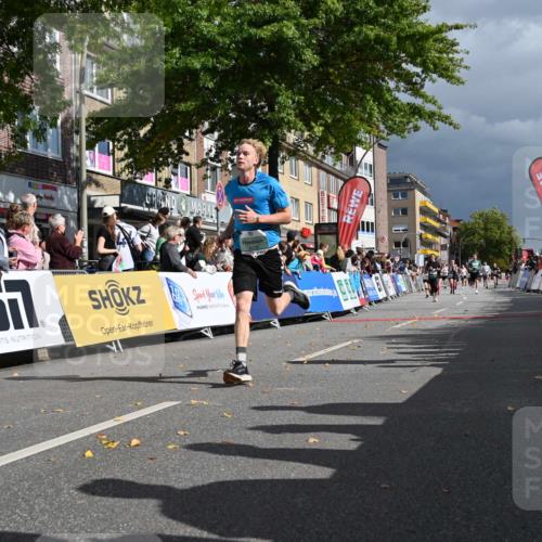20.09.2026 - PSD Bank Halbmarathon J. Mangold http://msf.ph/oto/10533632 20.09.2026 12:21:28 Ziel 1097, 1714, 4205 meine-sportfotos.de
