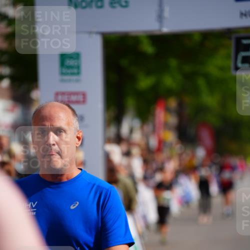 20.09.2026 - PSD Bank Halbmarathon LAZAROV Photography http://msf.ph/oto/10533733 20.09.2026 12:14:06 Ziel 1049, 1109, 1397, 1524, 1935, 2341, 3509, 3572, 4207 meine-sportfotos.de