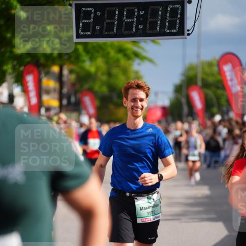 20.09.2026 - PSD Bank Halbmarathon LAZAROV Photography http://msf.ph/oto/10533765 20.09.2026 12:14:09 Ziel 1049, 1109, 1373, 1397, 1935, 2341, 3471, 3509, 3572, 4207 meine-sportfotos.de