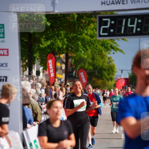 20.09.2026 - PSD Bank Halbmarathon LAZAROV Photography http://msf.ph/oto/10533800 20.09.2026 12:14:12 Ziel 1373, 1935, 2341, 2609, 3471, 3509, 3572, 4207 meine-sportfotos.de