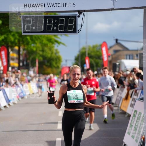 20.09.2026 - PSD Bank Halbmarathon LAZAROV Photography http://msf.ph/oto/10533876 20.09.2026 12:14:22 Ziel 1588, 1848, 2609, 3416, 3758, 4438 meine-sportfotos.de
