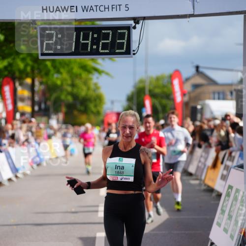 20.09.2026 - PSD Bank Halbmarathon LAZAROV Photography http://msf.ph/oto/10533889 20.09.2026 12:14:23 Ziel 1588, 1848, 2609, 3416, 3758, 4438 meine-sportfotos.de