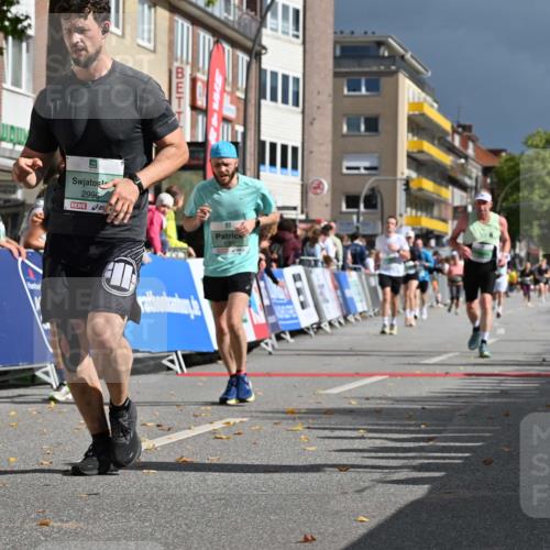 20.09.2026 - PSD Bank Halbmarathon J. Mangold http://msf.ph/oto/10533934 20.09.2026 12:22:14 Ziel 1825, 2996, 3462, 3560, 4337, 4362, 4388, 4666 meine-sportfotos.de