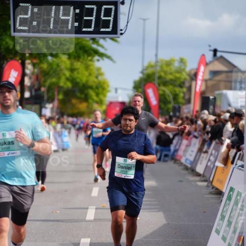 20.09.2026 - PSD Bank Halbmarathon LAZAROV Photography http://msf.ph/oto/10534075 20.09.2026 12:14:39 Ziel 1501, 1646, 2415, 2721, 2834, 3055, 3498, 3946 meine-sportfotos.de