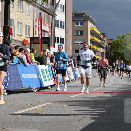 20.09.2026 - PSD Bank Halbmarathon J. Mangold http://msf.ph/oto/10534090 20.09.2026 12:22:23 Ziel 1657, 1767, 4161, 4333, 4388, 4666 meine-sportfotos.de