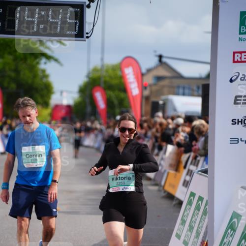 20.09.2026 - PSD Bank Halbmarathon LAZAROV Photography http://msf.ph/oto/10534152 20.09.2026 12:14:45 Ziel 1501, 1703, 2259, 2415, 3126, 3498 meine-sportfotos.de
