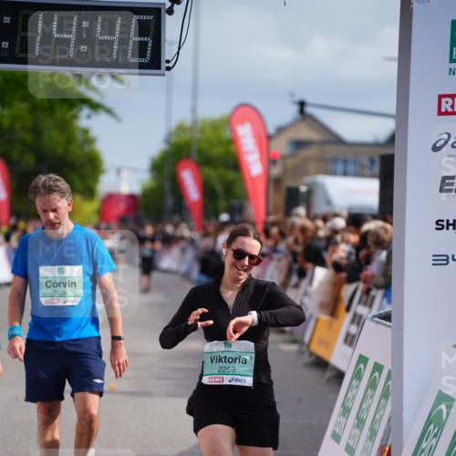 20.09.2026 - PSD Bank Halbmarathon LAZAROV Photography http://msf.ph/oto/10534157 20.09.2026 12:14:45 Ziel 1501, 1703, 2259, 2415, 3126, 3498 meine-sportfotos.de