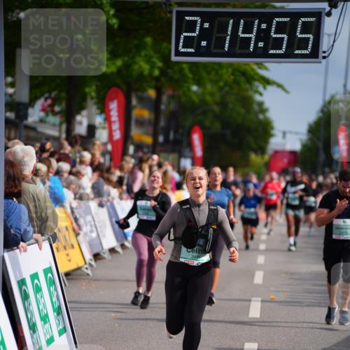 20.09.2026 - PSD Bank Halbmarathon LAZAROV Photography http://msf.ph/oto/10534260 20.09.2026 12:14:55 Ziel 1776, 2700, 3470, 3499 meine-sportfotos.de
