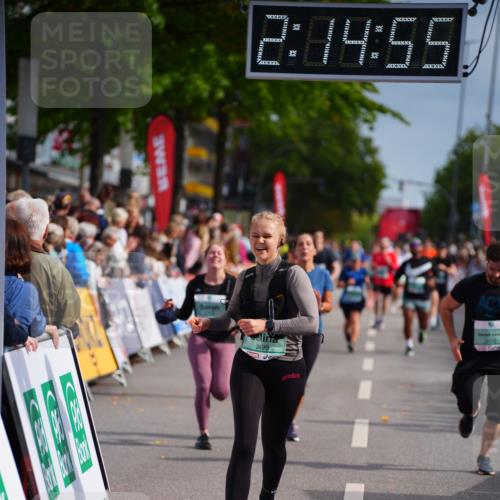 20.09.2026 - PSD Bank Halbmarathon LAZAROV Photography http://msf.ph/oto/10534274 20.09.2026 12:14:55 Ziel 1776, 2700, 3470, 3499 meine-sportfotos.de