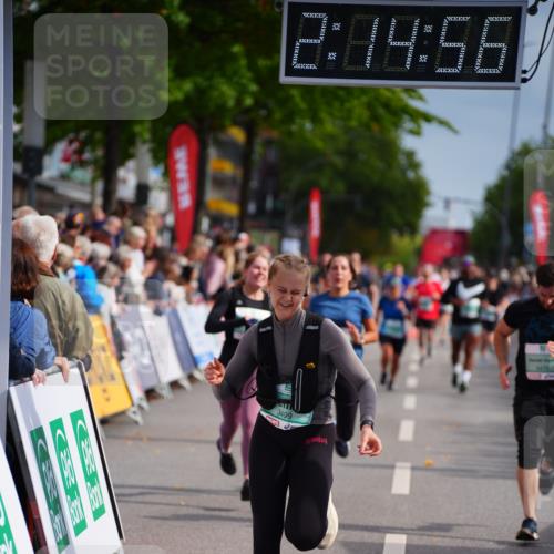 20.09.2026 - PSD Bank Halbmarathon LAZAROV Photography http://msf.ph/oto/10534287 20.09.2026 12:14:55 Ziel 1776, 2700, 3470, 3499 meine-sportfotos.de