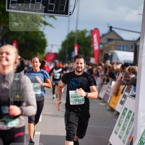 20.09.2026 - PSD Bank Halbmarathon LAZAROV Photography http://msf.ph/oto/10534328 20.09.2026 12:14:56 Ziel 1626, 1776, 2700, 3282, 3470, 3499 meine-sportfotos.de