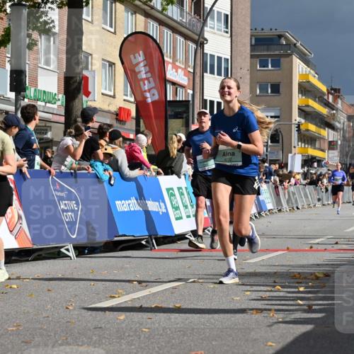 20.09.2026 - PSD Bank Halbmarathon J. Mangold http://msf.ph/oto/10534361 20.09.2026 12:22:39 Ziel 1391, 1939, 2319, 2392, 2710, 3245, 3358, 3541, 4032 meine-sportfotos.de