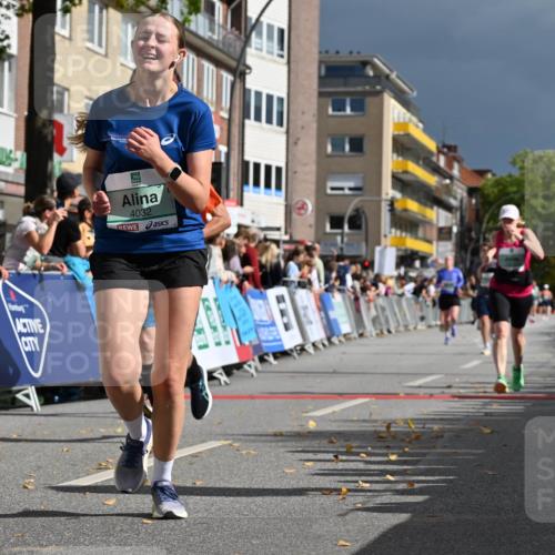 20.09.2026 - PSD Bank Halbmarathon J. Mangold http://msf.ph/oto/10534399 20.09.2026 12:22:40 Ziel 1391, 1939, 2319, 2392, 2710, 3245, 3358, 3541, 4032 meine-sportfotos.de