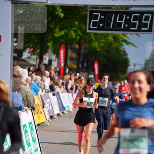 20.09.2026 - PSD Bank Halbmarathon LAZAROV Photography http://msf.ph/oto/10534403 20.09.2026 12:14:58 Ziel 1626, 1776, 1910, 2700, 3282, 3470, 3499 meine-sportfotos.de