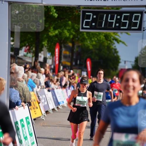 20.09.2026 - PSD Bank Halbmarathon LAZAROV Photography http://msf.ph/oto/10534410 20.09.2026 12:14:59 Ziel 1626, 1776, 1910, 2700, 3282, 3456, 3470, 3499 meine-sportfotos.de