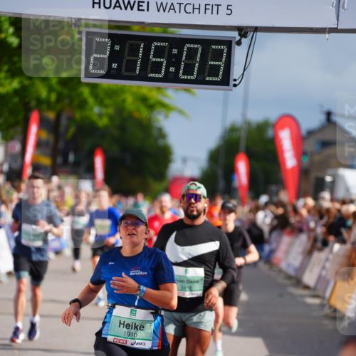 20.09.2026 - PSD Bank Halbmarathon LAZAROV Photography http://msf.ph/oto/10534482 20.09.2026 12:15:02 Ziel 1626, 1776, 1910, 2523, 2634, 2700, 3282, 3403, 3456, 3470, 3499 meine-sportfotos.de
