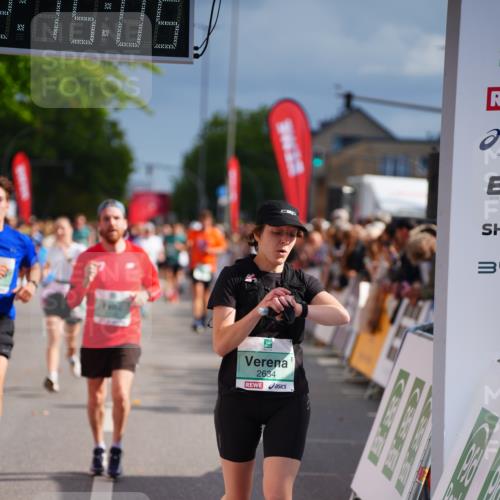 20.09.2026 - PSD Bank Halbmarathon LAZAROV Photography http://msf.ph/oto/10534570 20.09.2026 12:15:05 Ziel 1626, 1776, 1910, 2116, 2523, 2634, 2700, 3282, 3403, 3456, 3470, 4079 meine-sportfotos.de