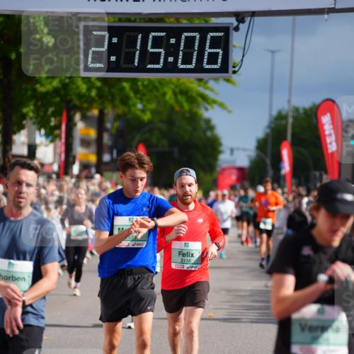 20.09.2026 - PSD Bank Halbmarathon LAZAROV Photography http://msf.ph/oto/10534593 20.09.2026 12:15:06 Ziel 1626, 1910, 2116, 2523, 2634, 3282, 3403, 3456, 4079 meine-sportfotos.de