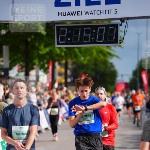20.09.2026 - PSD Bank Halbmarathon LAZAROV Photography http://msf.ph/oto/10534599 20.09.2026 12:15:06 Ziel 1626, 1910, 2116, 2523, 2634, 3282, 3403, 3456, 4079 meine-sportfotos.de