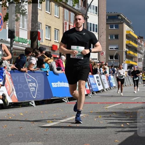 20.09.2026 - PSD Bank Halbmarathon J. Mangold http://msf.ph/oto/10534636 20.09.2026 12:22:56 Ziel 2337, 2916, 4202, 4271, 4284 meine-sportfotos.de