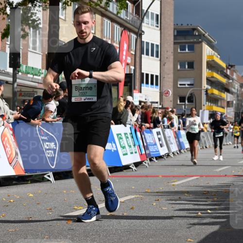 20.09.2026 - PSD Bank Halbmarathon J. Mangold http://msf.ph/oto/10534650 20.09.2026 12:22:56 Ziel 2337, 2916, 4202, 4271, 4284 meine-sportfotos.de