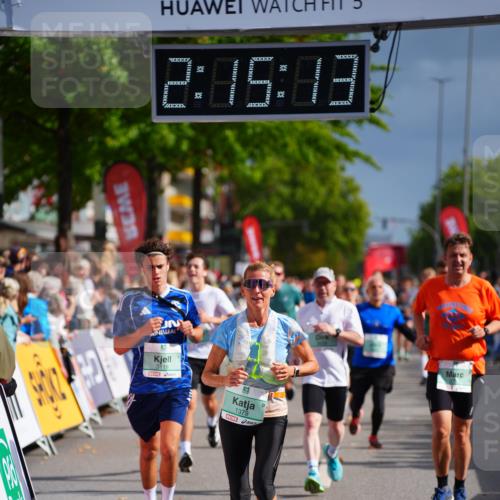 20.09.2026 - PSD Bank Halbmarathon LAZAROV Photography http://msf.ph/oto/10534728 20.09.2026 12:15:13 Ziel 1379, 2116, 2348, 2523, 2634, 2655, 2861, 3056, 3118, 3403, 3723, 3815, 4079, 4473, 4474, 4475 meine-sportfotos.de